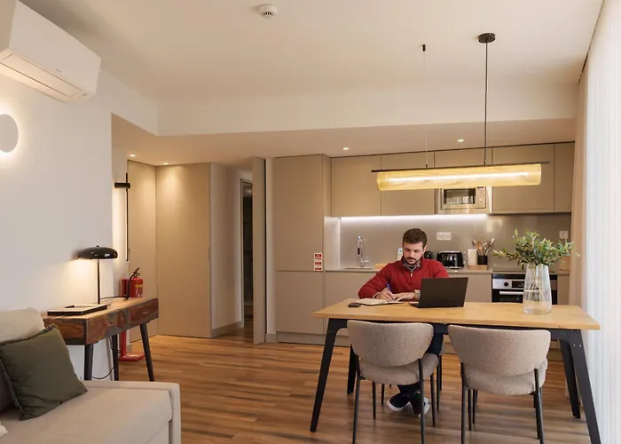 Feel Firmeza Coworking & Flats * Πόρτο