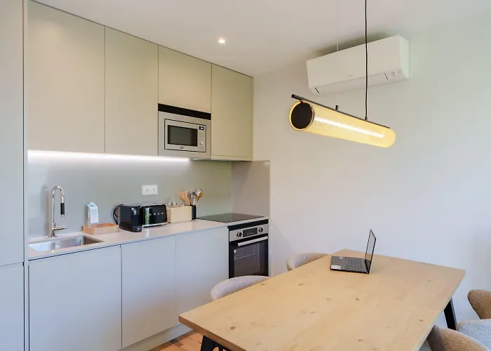 Feel Firmeza Coworking & Flats * Πόρτο